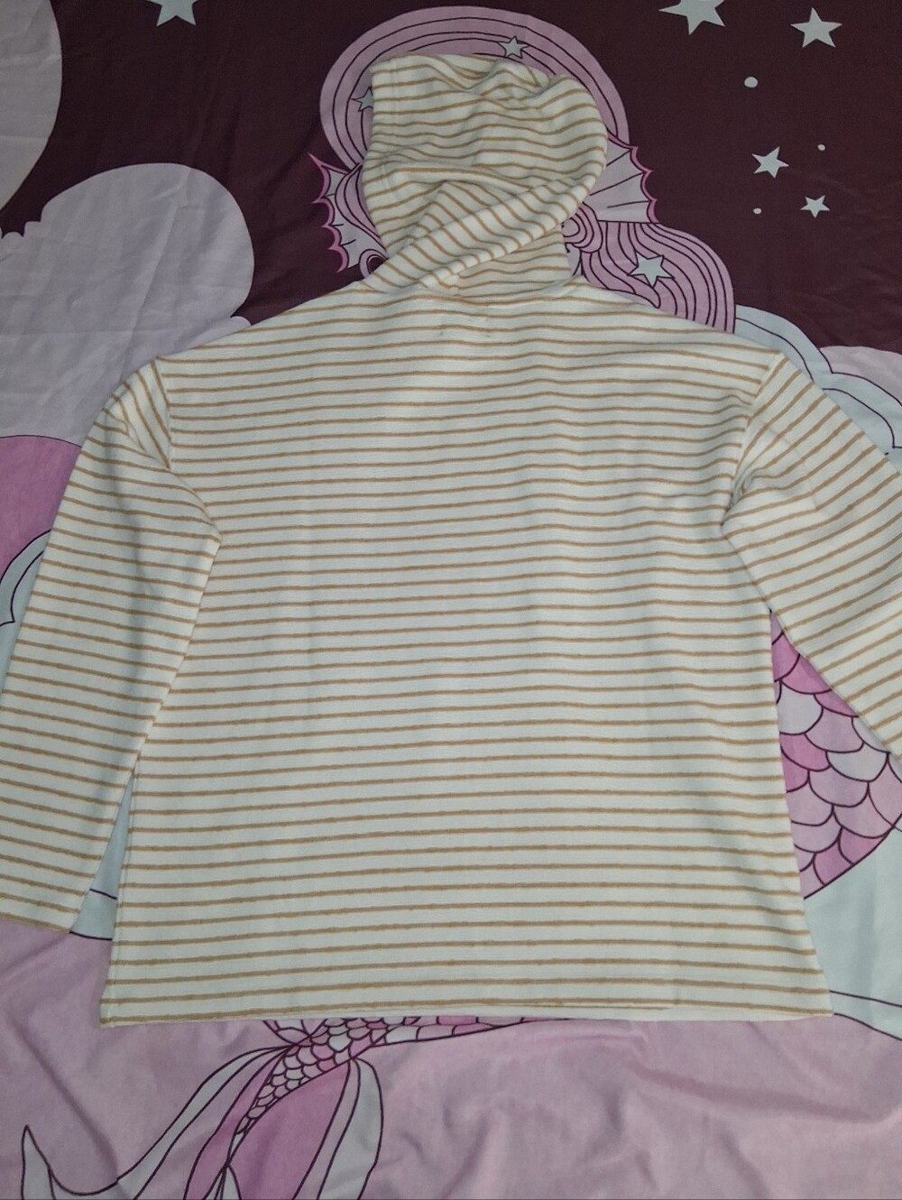Chaps Beach Hoodie - Picture 7 of 7